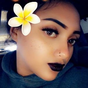 Meet your Posher, Esther